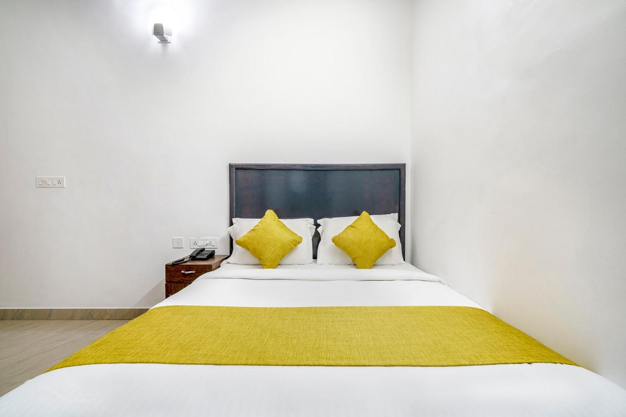 Fabhotel Abrigo Residency Anaviratty エクステリア 写真