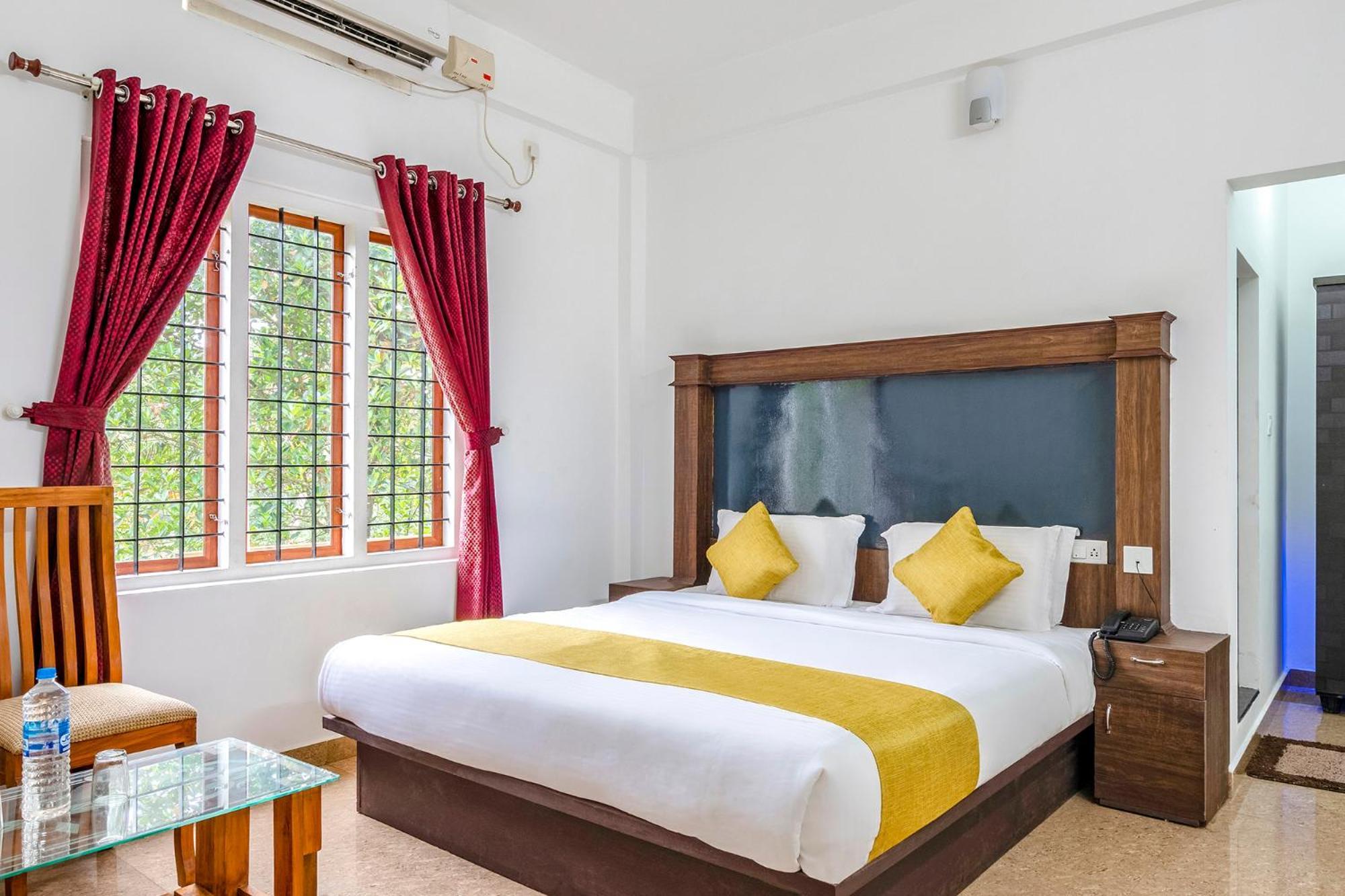 Fabhotel Abrigo Residency Anaviratty エクステリア 写真