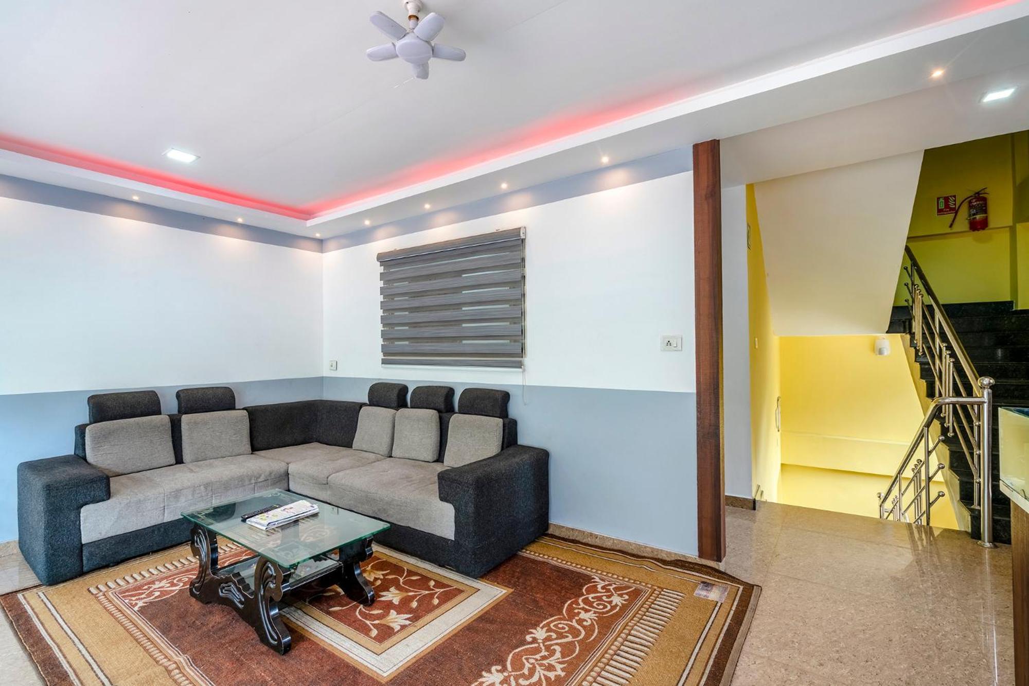 Fabhotel Abrigo Residency Anaviratty エクステリア 写真